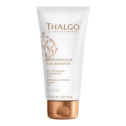 Bronzing Activator Lotion on white background